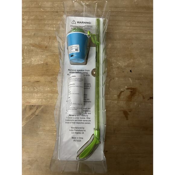 NEW Green Day Punk Bunny Mini Bluetooth Speaker / Slurpee Straw/Spoon 7-Eleven - Picture 2 of 2